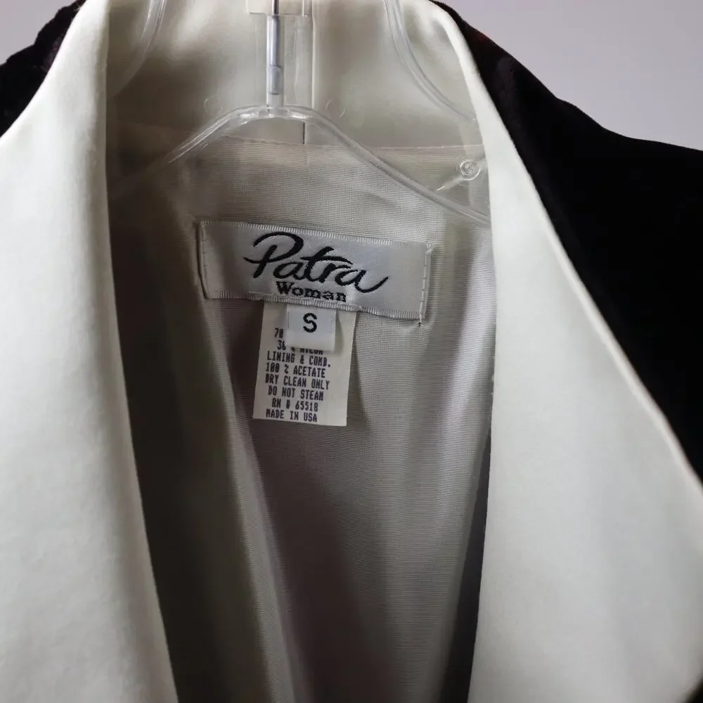 Patra Woman‎ Velvet Jacket Size S Purple